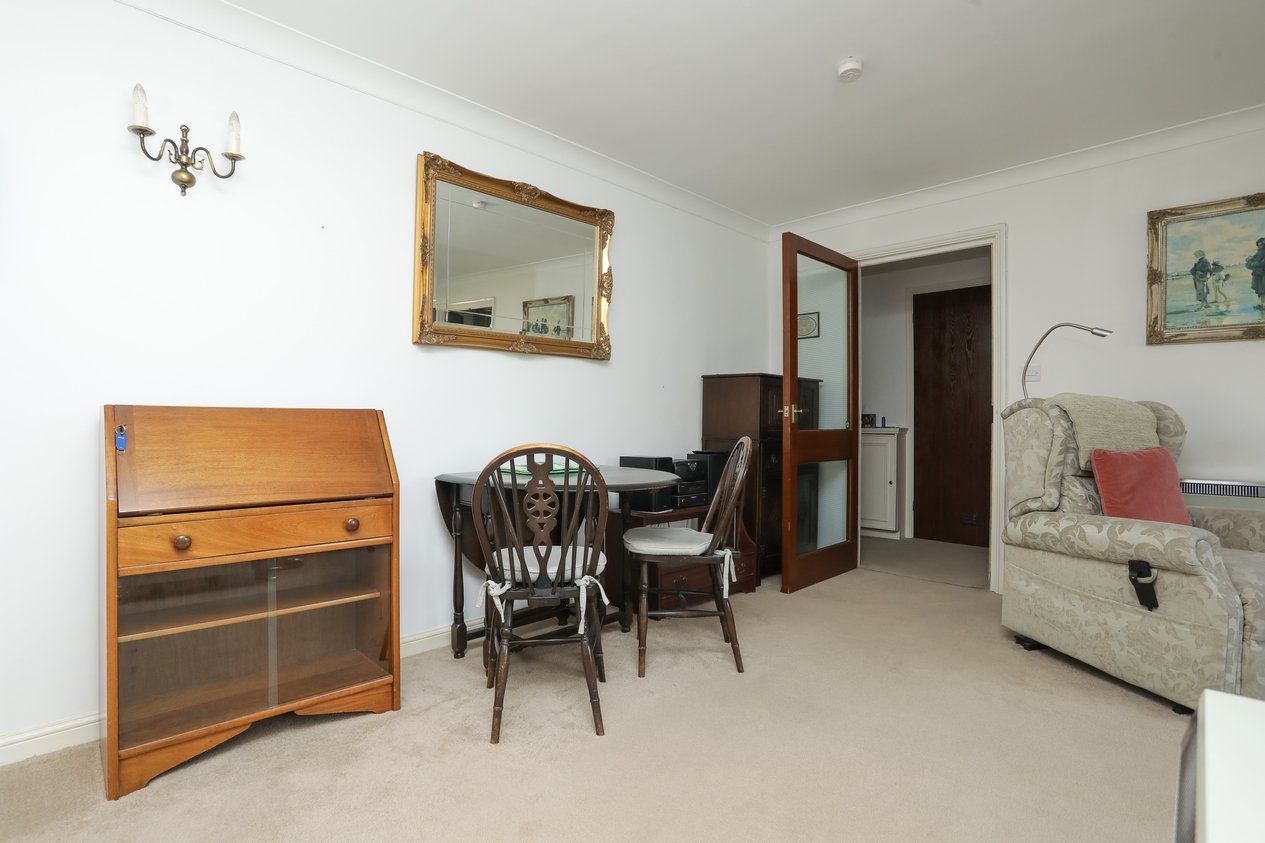 Properties Under Offer in 1 Lyell Road Birchington