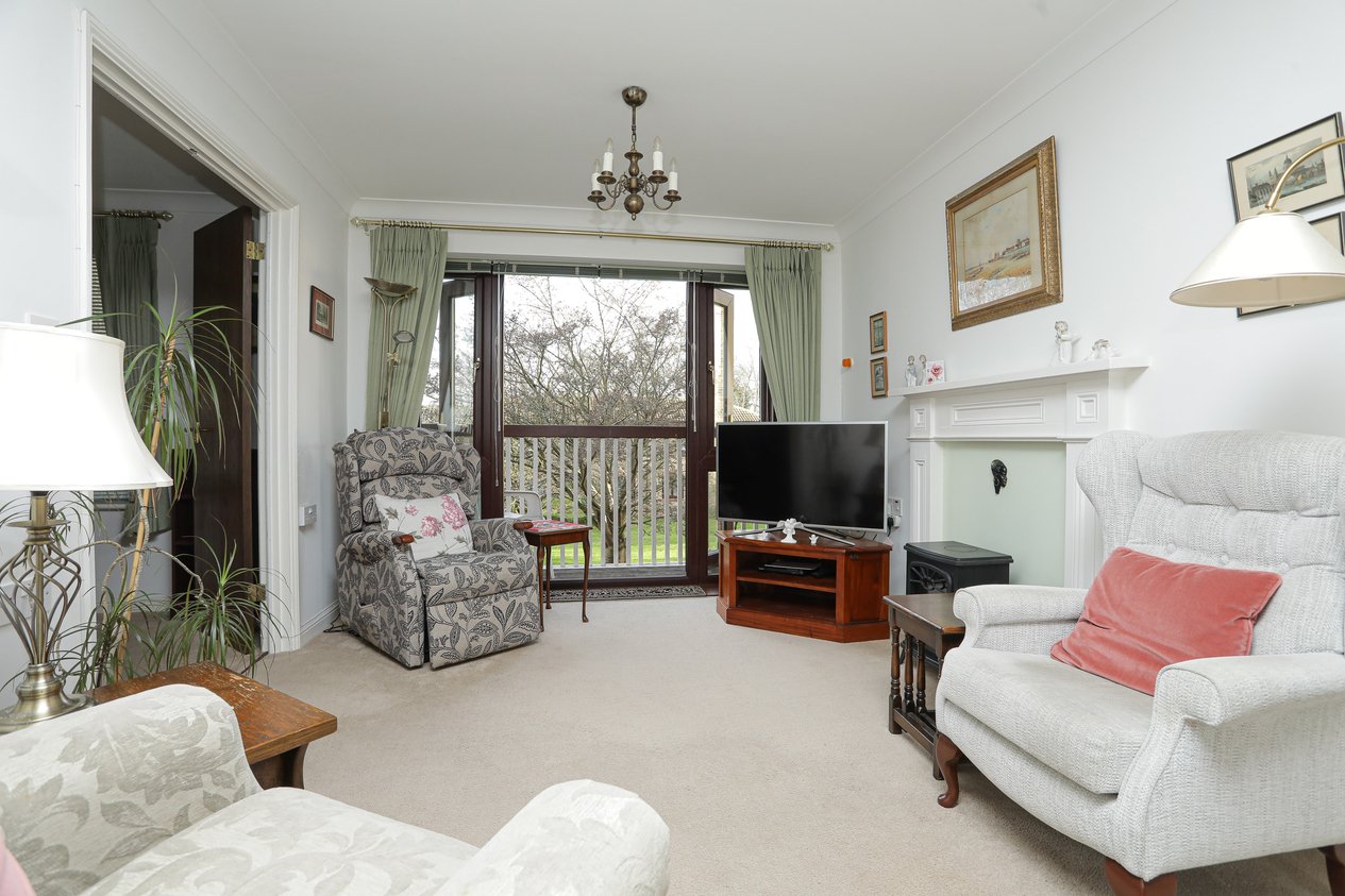 Properties Under Offer in 1 Lyell Road Birchington