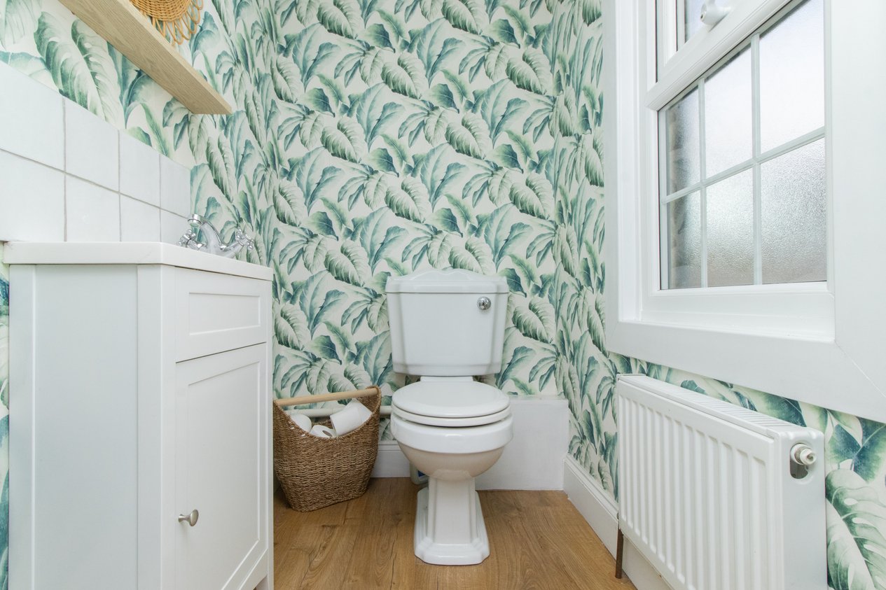Properties Under Offer in 12-14 Fort Crescent Margate