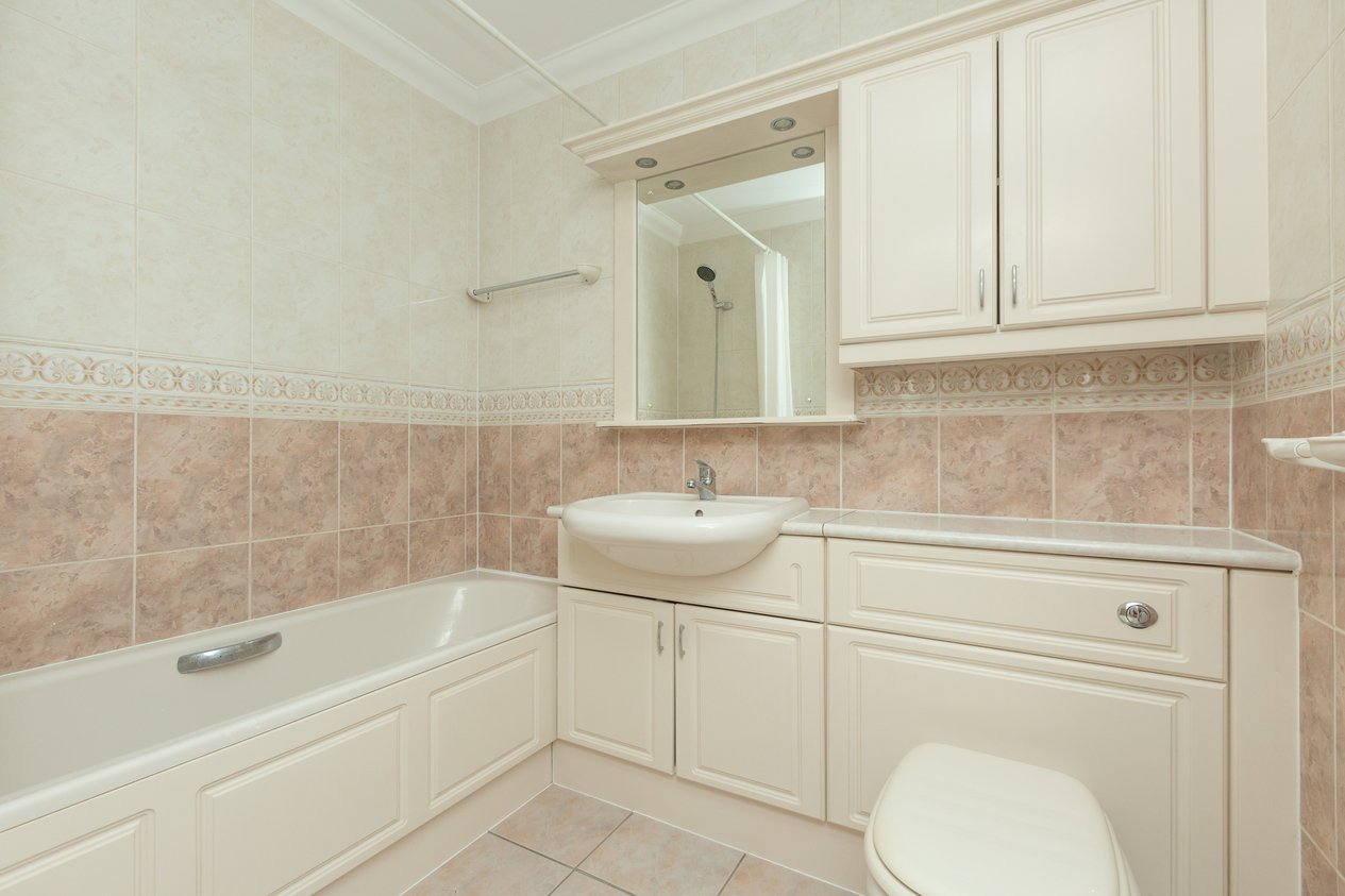 Properties Sold in 14 Royal Esplanade Margate