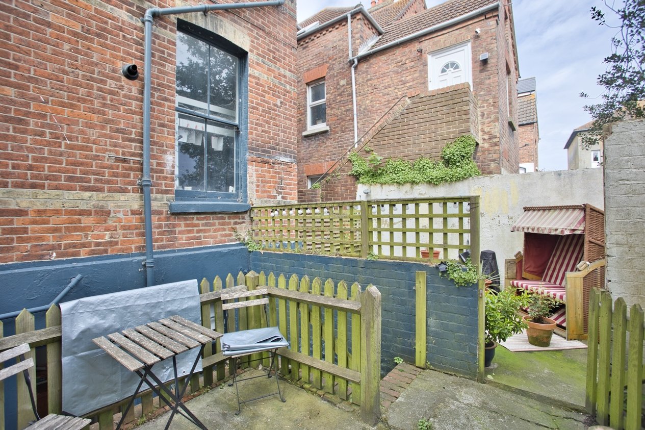 Properties Sold in 16 Connaught Road Folkestone