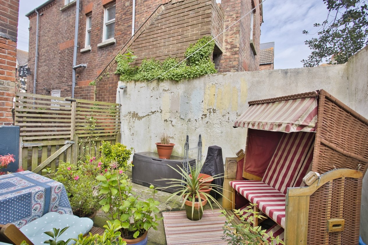 Properties Sold in 16 Connaught Road Folkestone