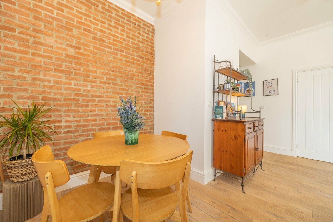 Properties For Sale in 189 Old Dover Road Canterbury