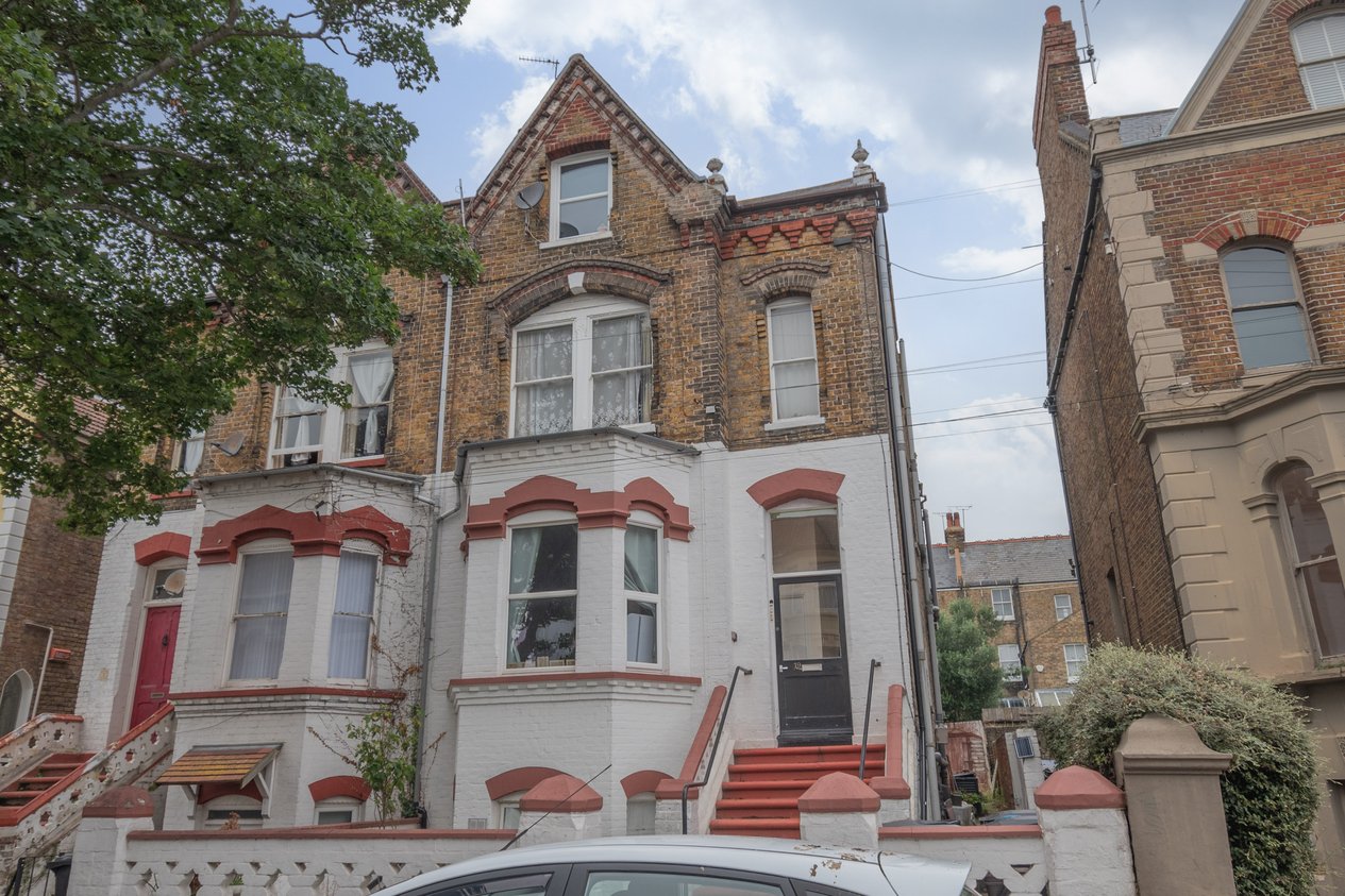 Properties Under Offer in 19 North Avenue Ramsgate