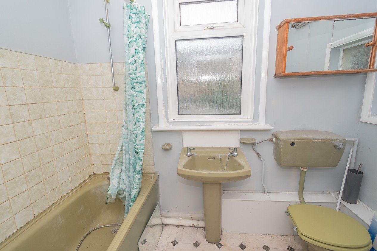 Properties Under Offer in 19 North Avenue Ramsgate
