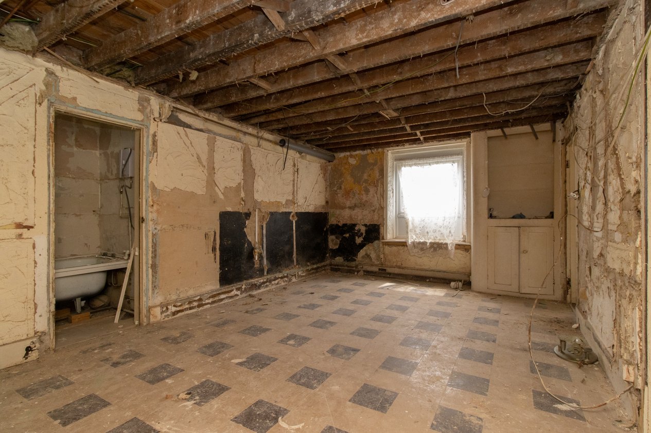 Properties Under Offer in 2 Albion Road Broadstairs