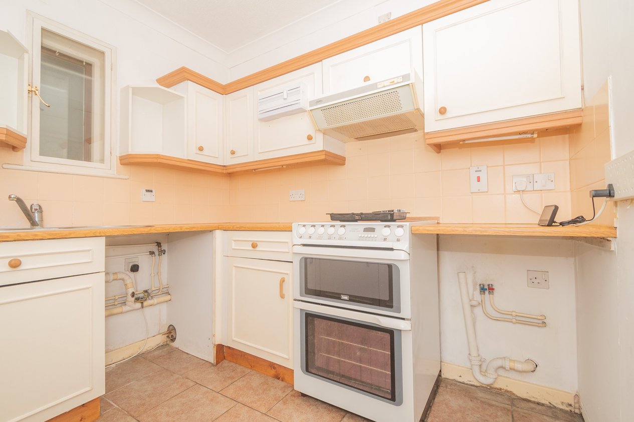 Properties For Sale in 26 Victoria Road Ramsgate