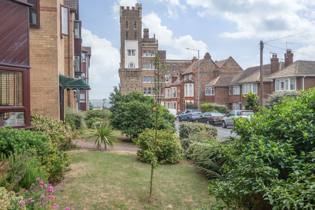 Properties For Sale in 26 Victoria Road Ramsgate