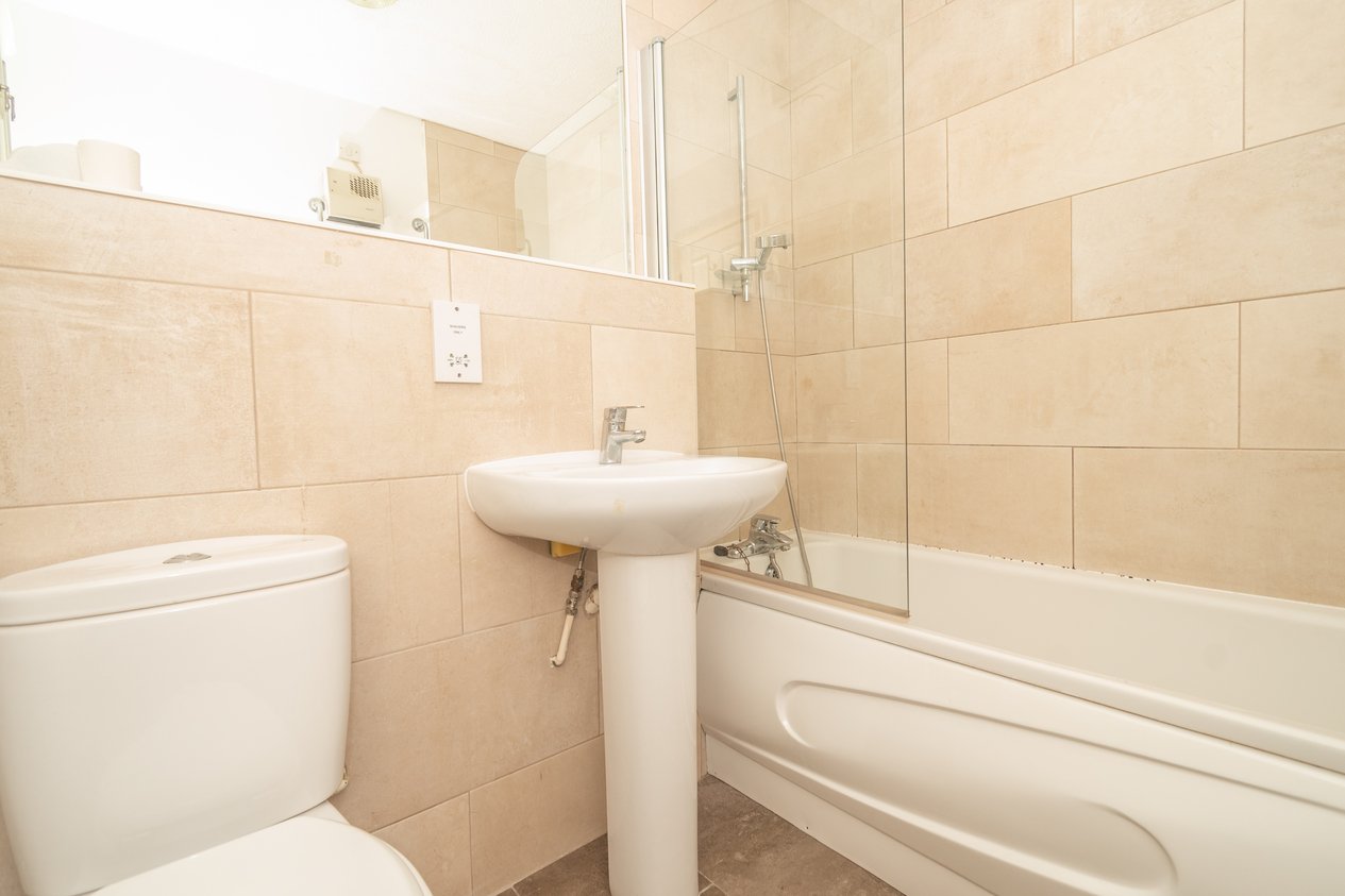 Properties For Sale in 26 Victoria Road Ramsgate