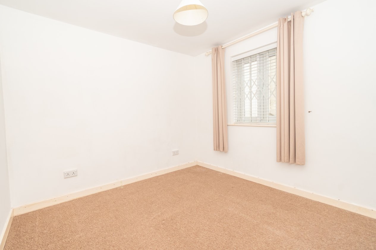 Properties For Sale in 26 Victoria Road Ramsgate