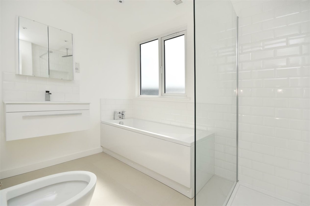 Properties Under Offer in 29-33 Sandgate Road Folkestone