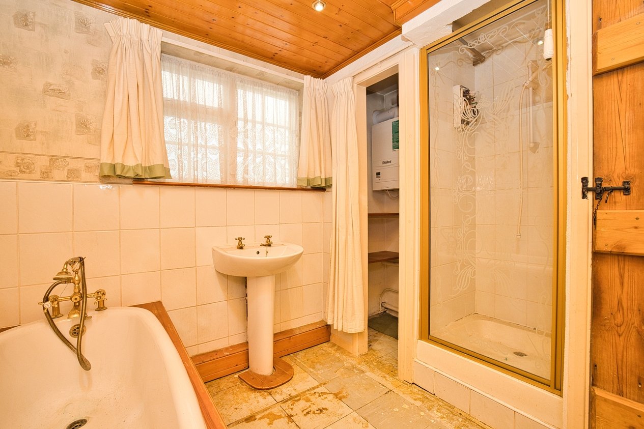 Properties For Sale in 32/34 Tothill Street Minster