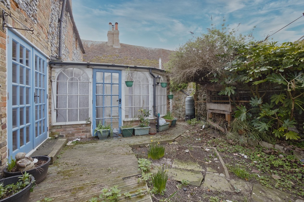Properties For Sale in 32/34 Tothill Street Minster