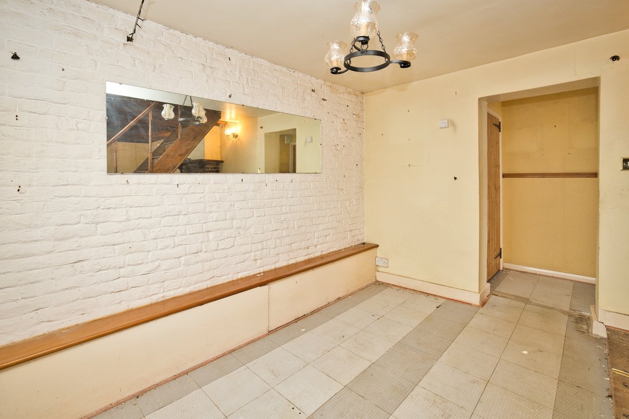 Properties For Sale in 32/34 Tothill Street Minster