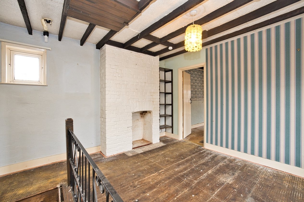 Properties For Sale in 32/34 Tothill Street Minster