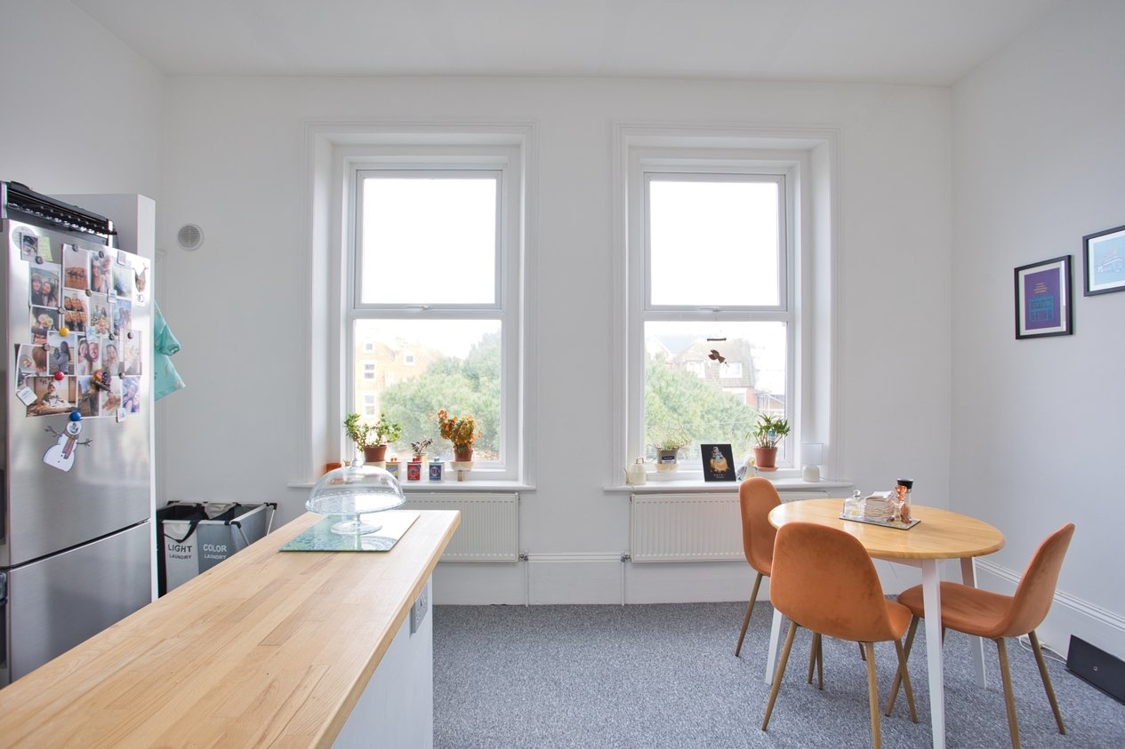 Properties For Sale in 38 Castle Hill Avenue Folkestone
