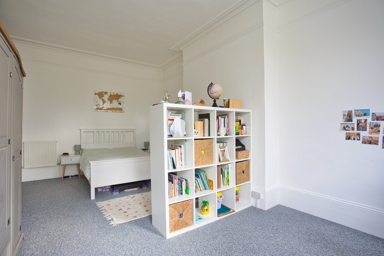 Properties For Sale in 38 Castle Hill Avenue Folkestone