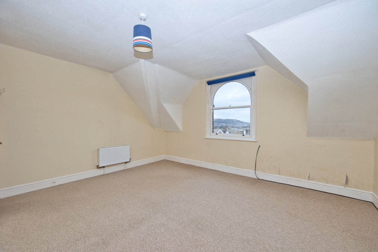 Properties Under Offer in 42 Castle Hill Avenue Folkestone