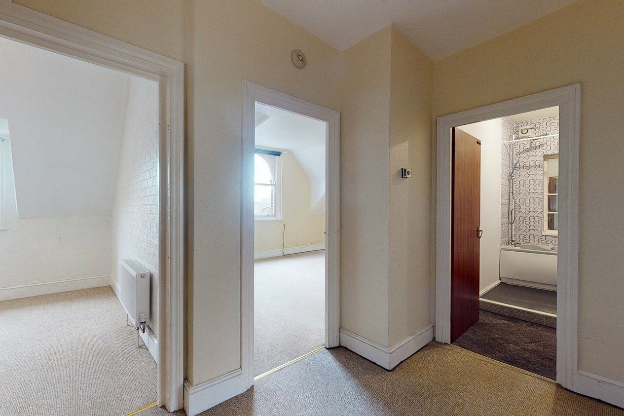 Properties Under Offer in 42 Castle Hill Avenue Folkestone