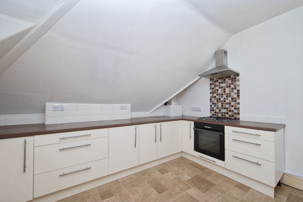 Properties Under Offer in 42 Castle Hill Avenue Folkestone