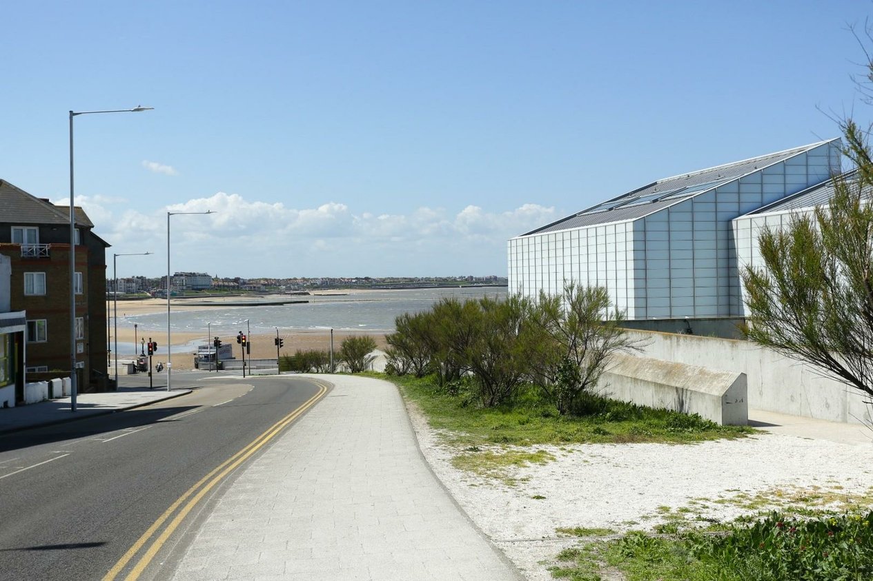 Properties Under Offer in 42 Fort Hill Margate