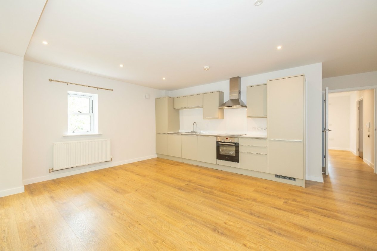 Properties For Sale in 42 New Dover Road Canterbury