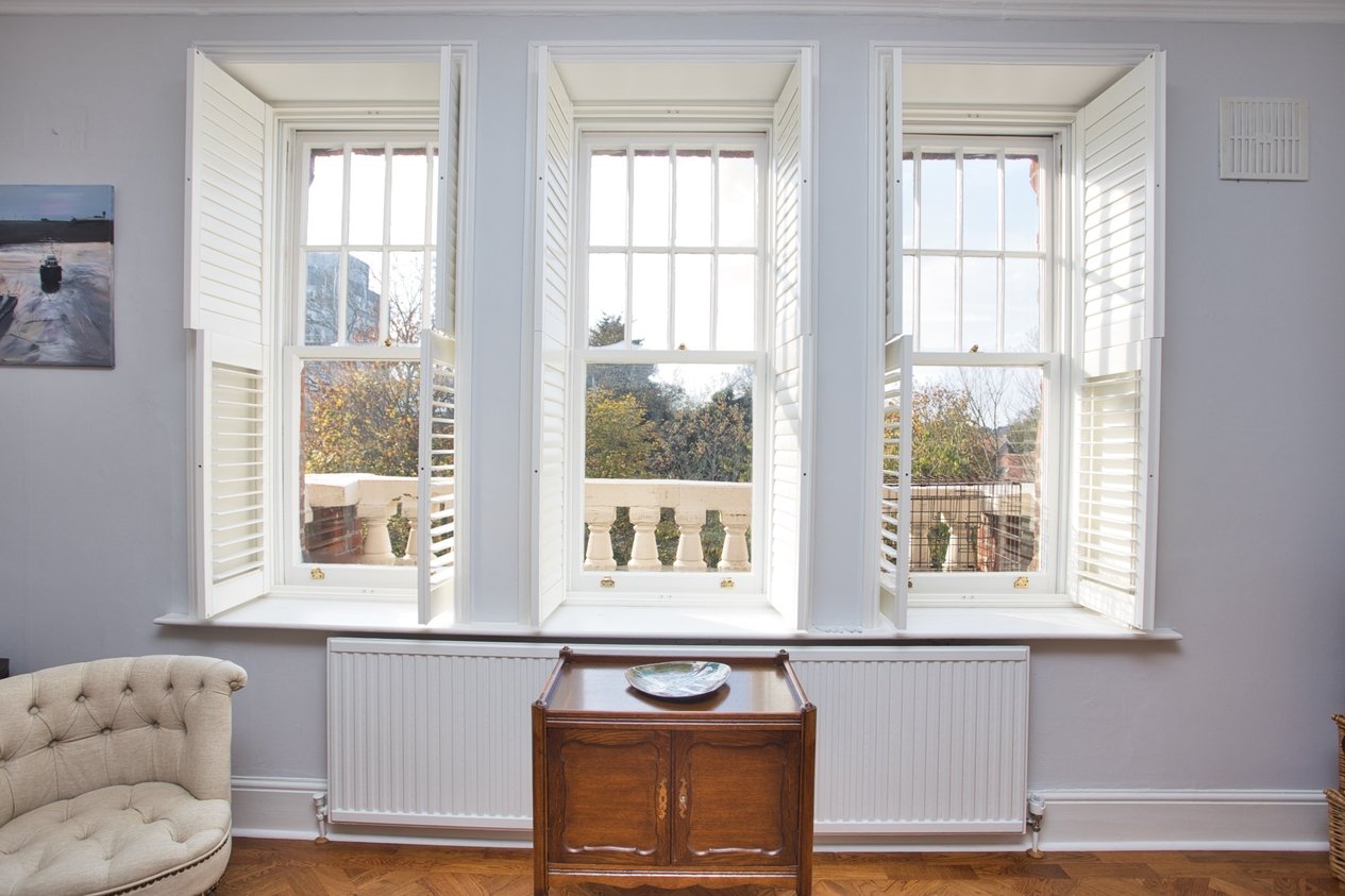 Properties Under Offer in 46 Castle Hill Avenue Folkestone