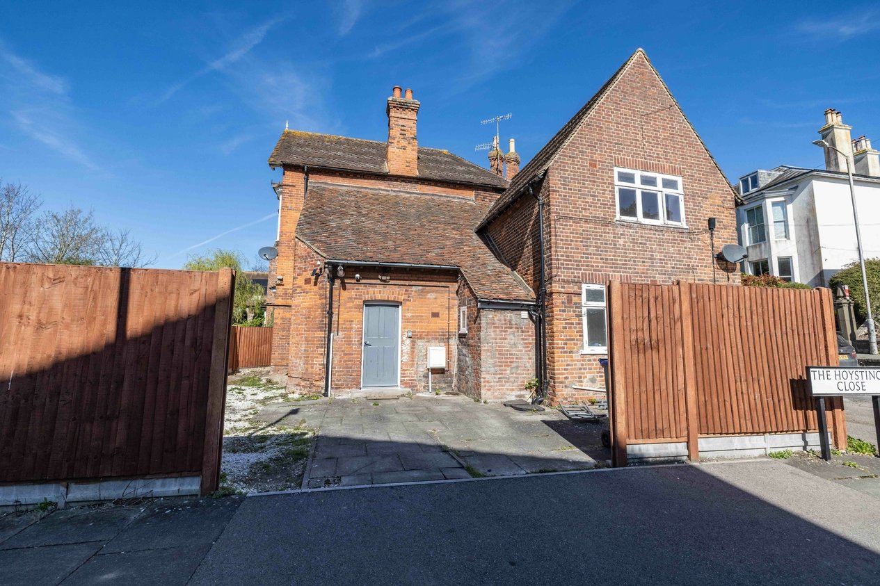 Properties For Sale in 56 Old Dover Road Canterbury