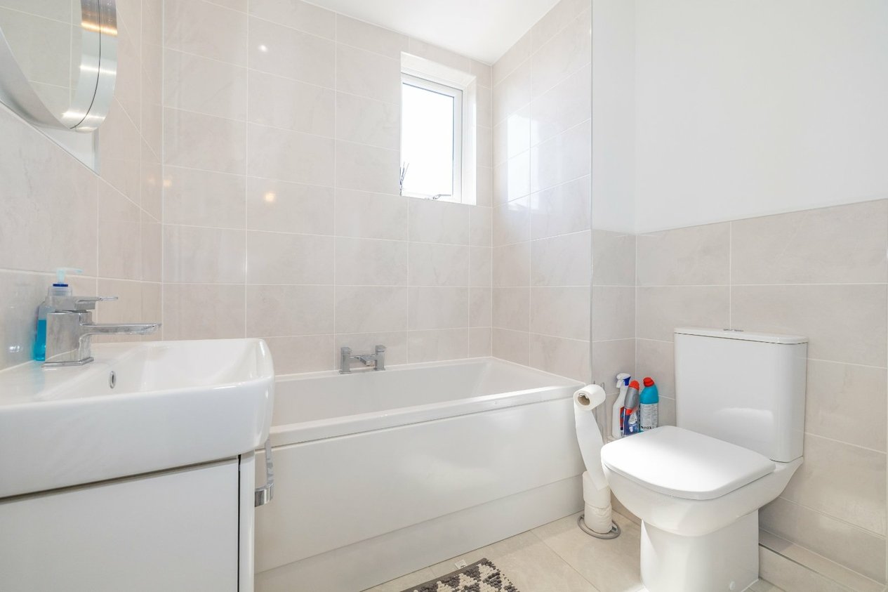 Properties For Sale in 57 Godinton Road Ashford