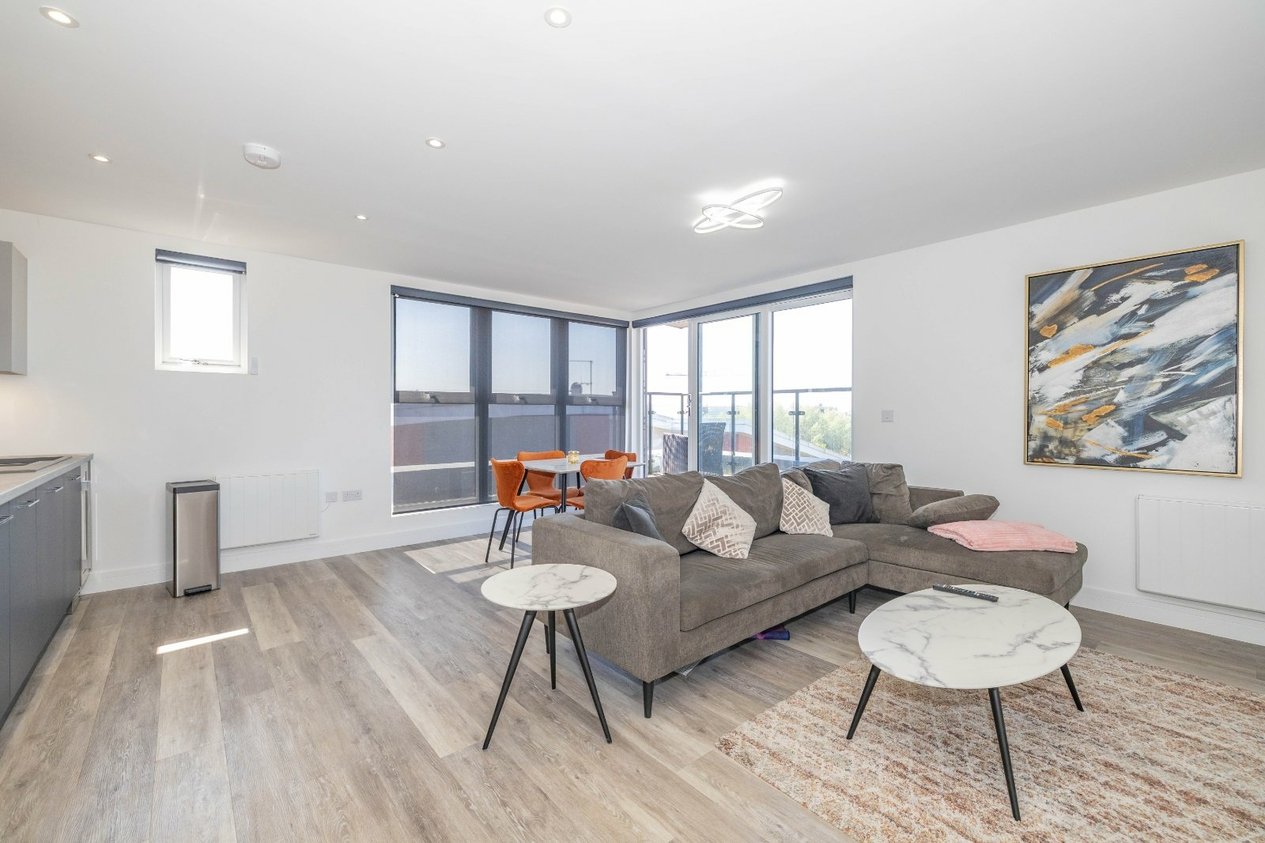 Properties For Sale in 57 Godinton Road Ashford