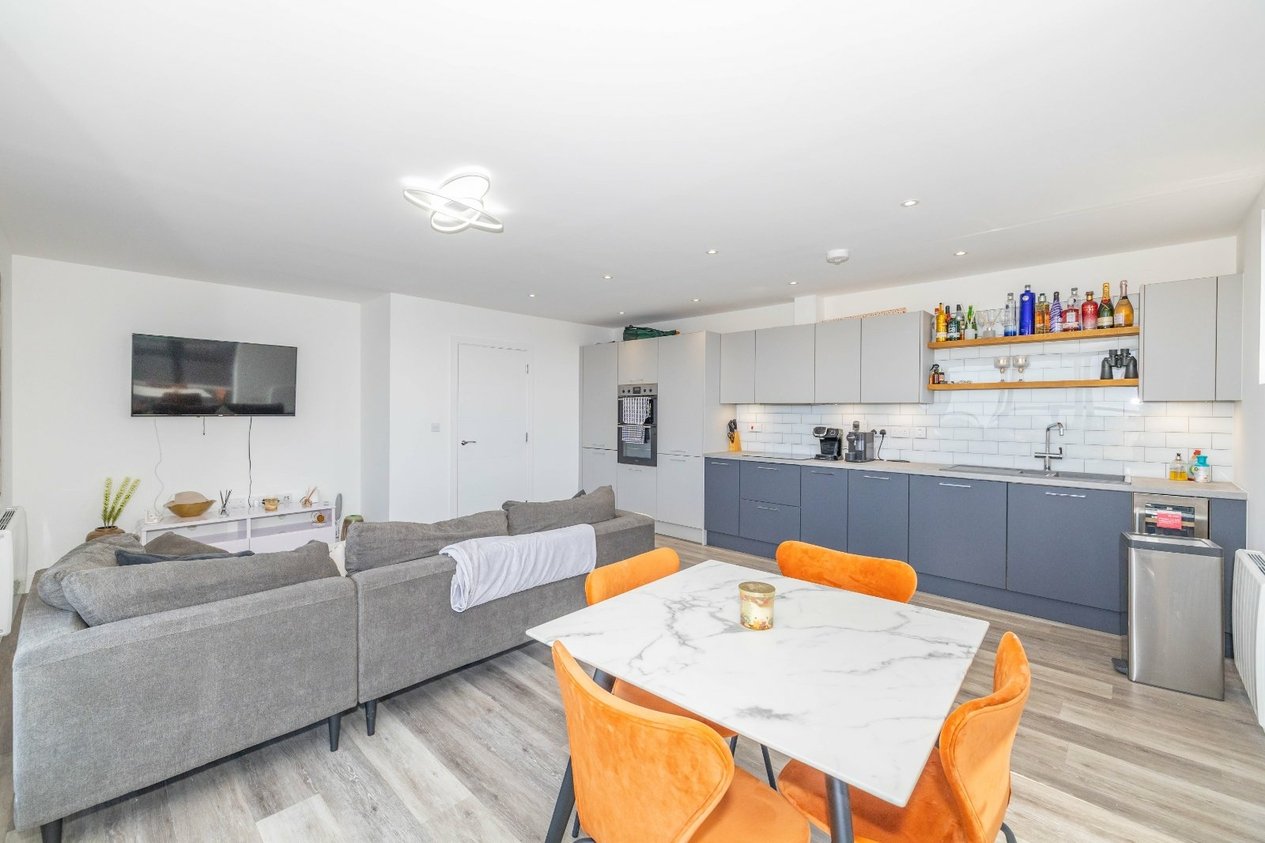 Properties For Sale in 57 Godinton Road Ashford