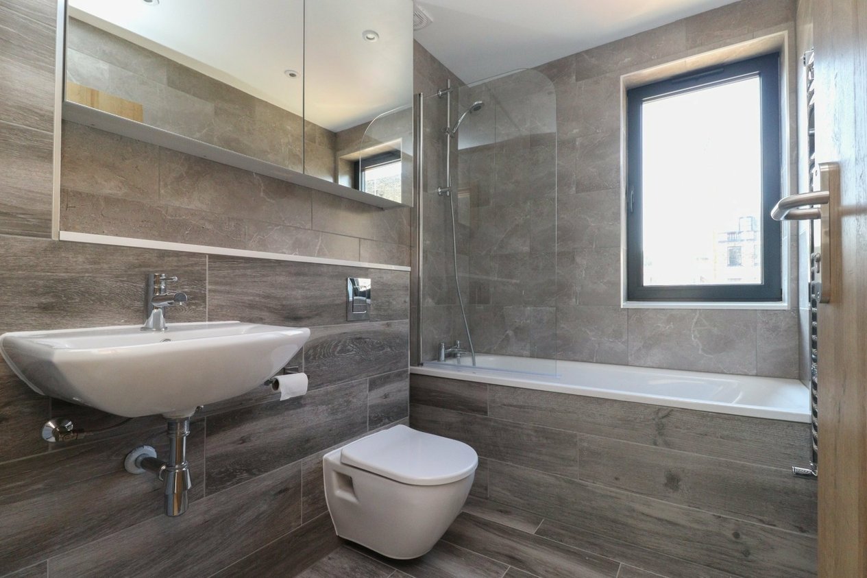 Properties Under Offer in 5a Duke Street Margate