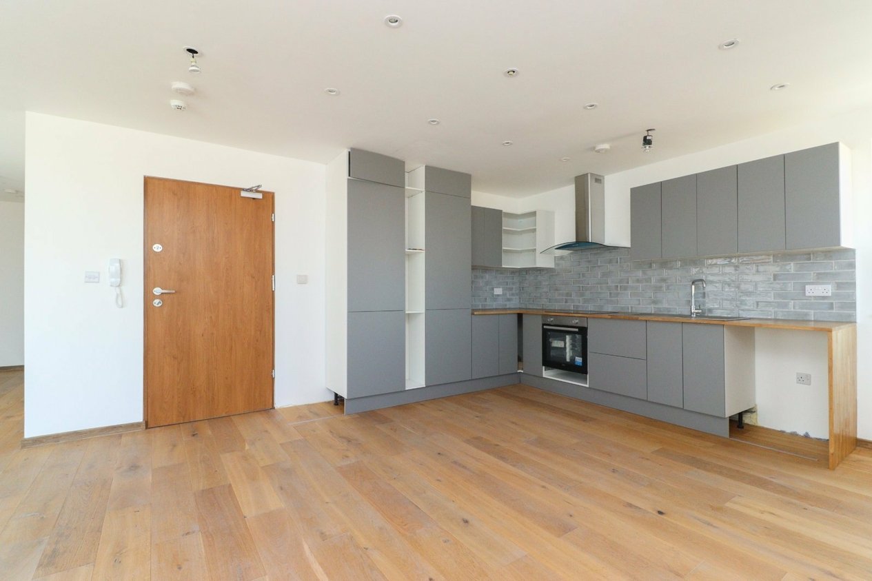 Properties Under Offer in 5a Duke Street Margate