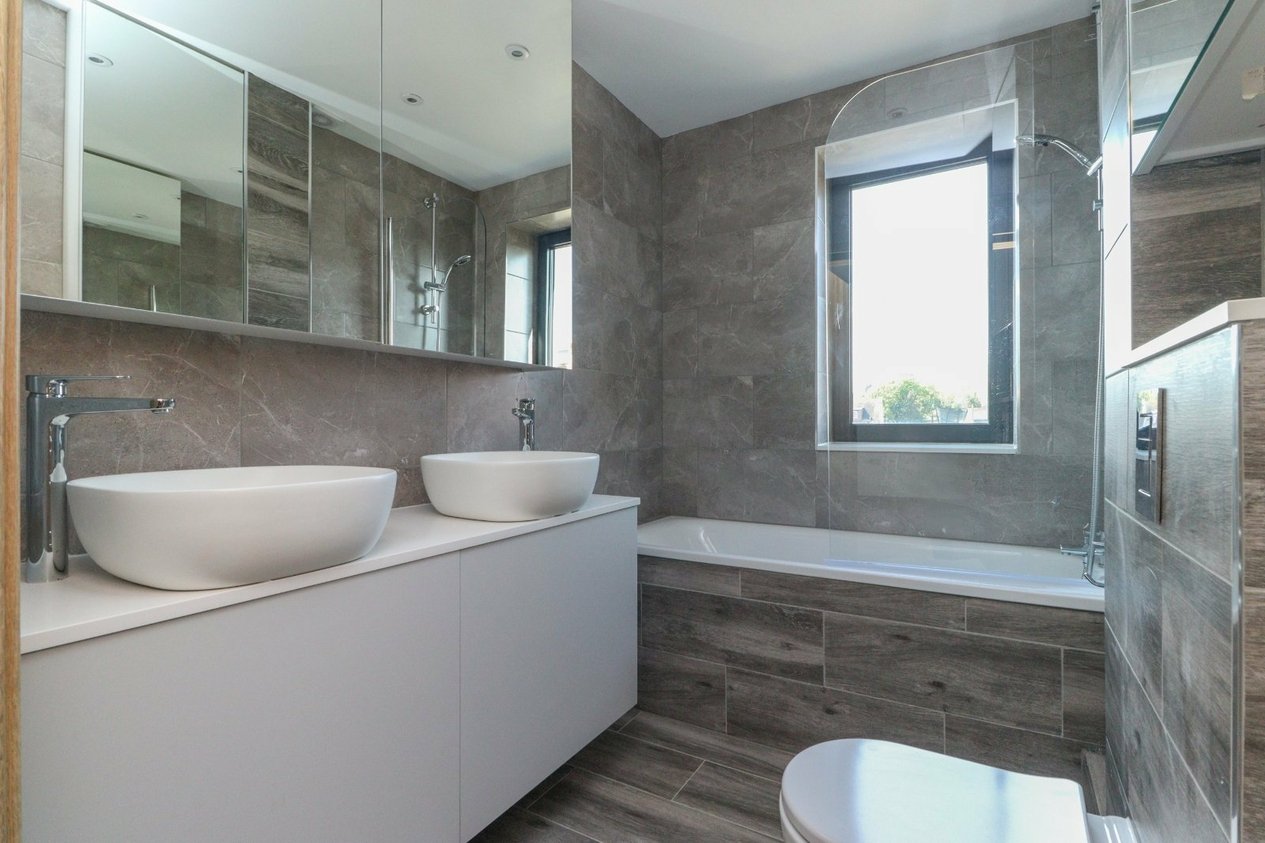 Properties Under Offer in 5a Duke Street Margate