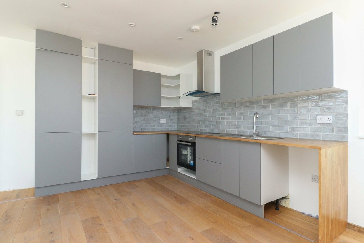 Properties Under Offer in 5a Duke Street Margate