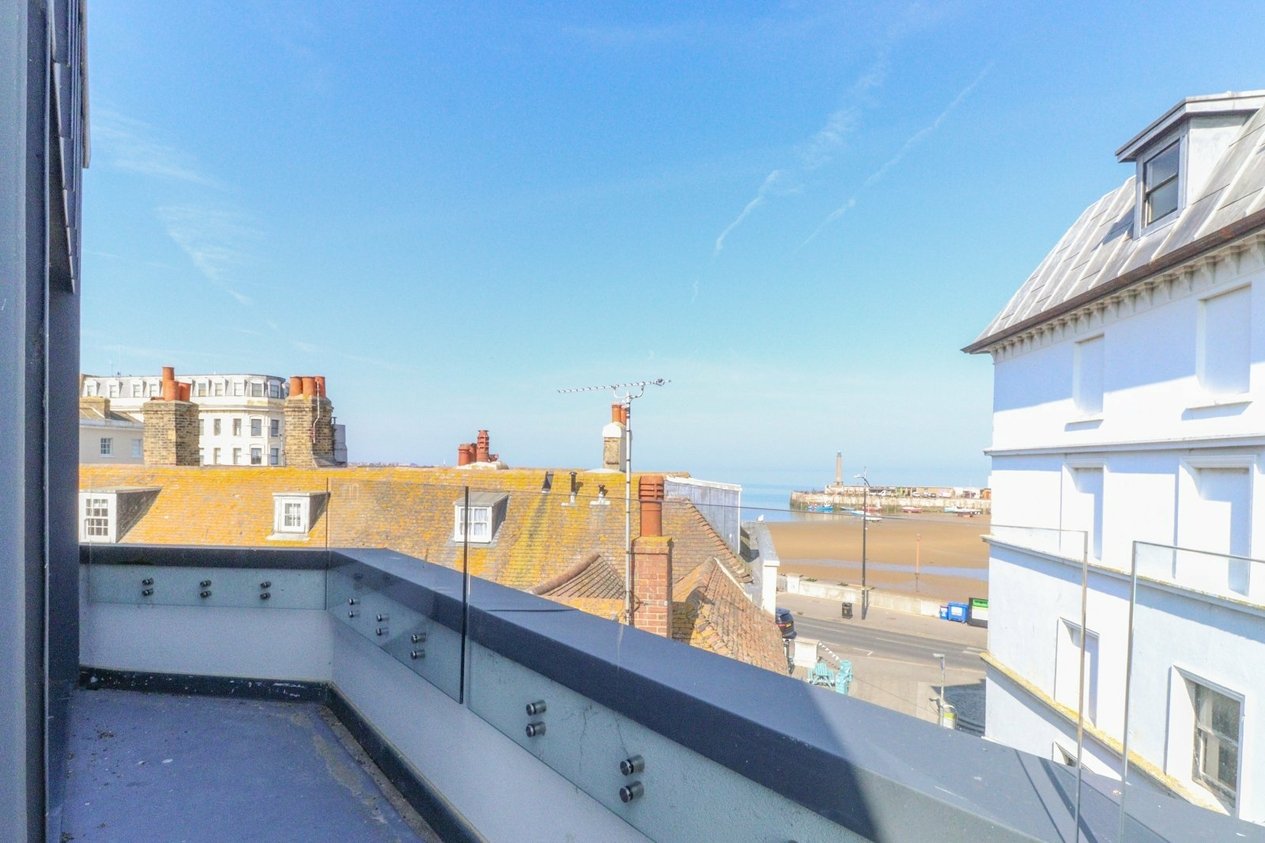 Properties Under Offer in 5a Duke Street Margate