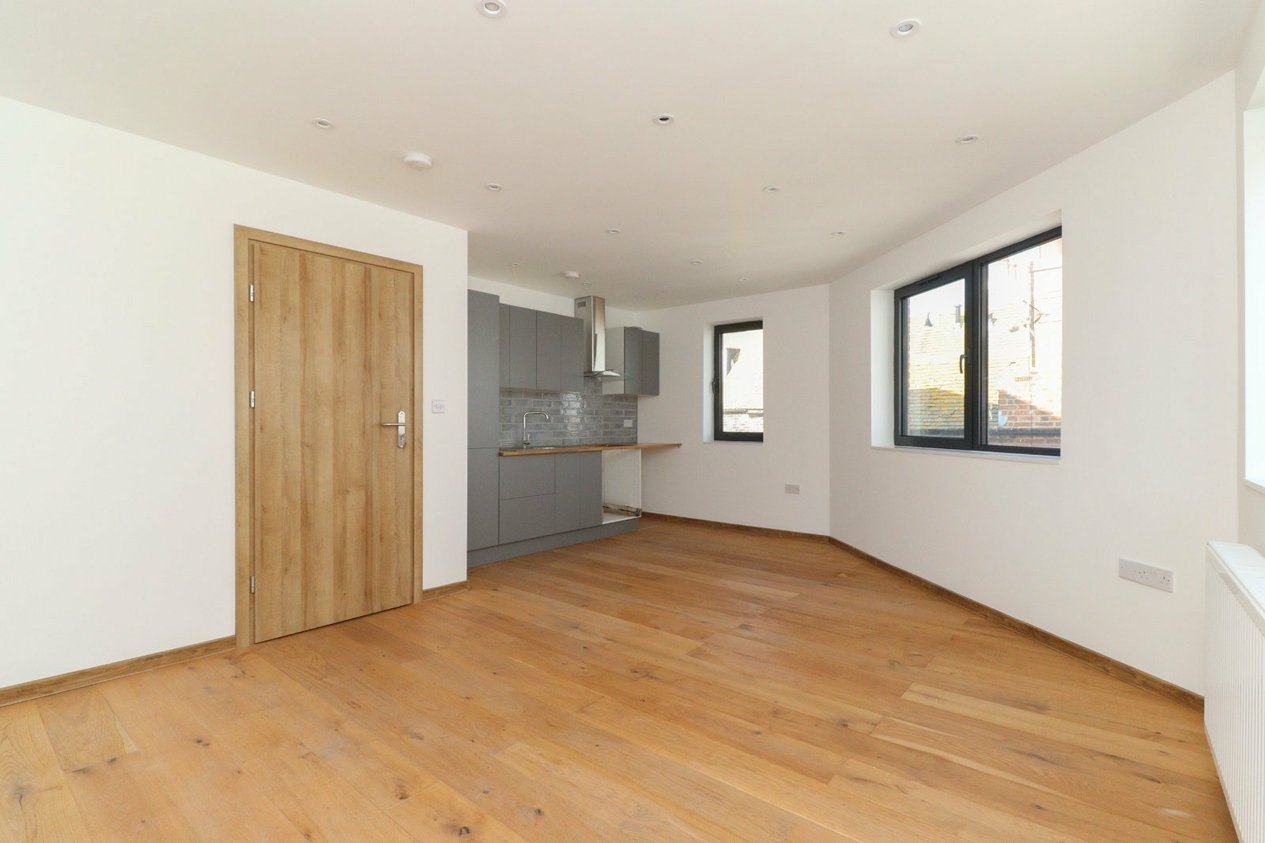Properties Under Offer in 5a Duke Street Margate