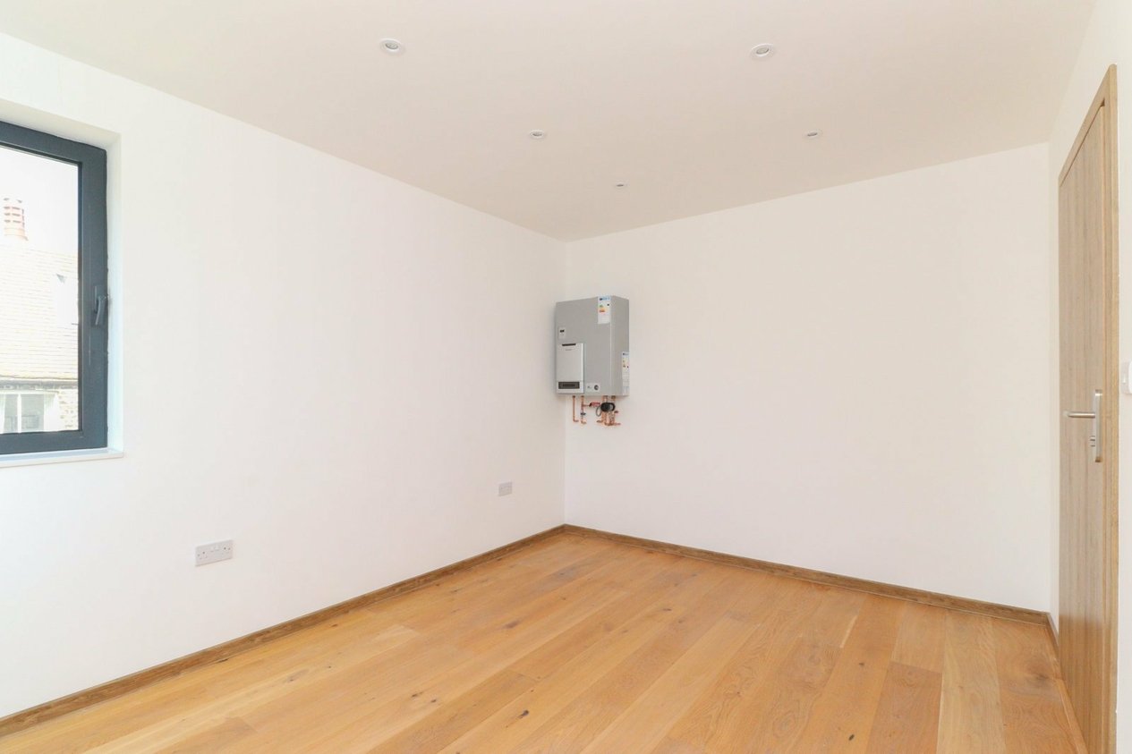 Properties Under Offer in 5a Duke Street Margate