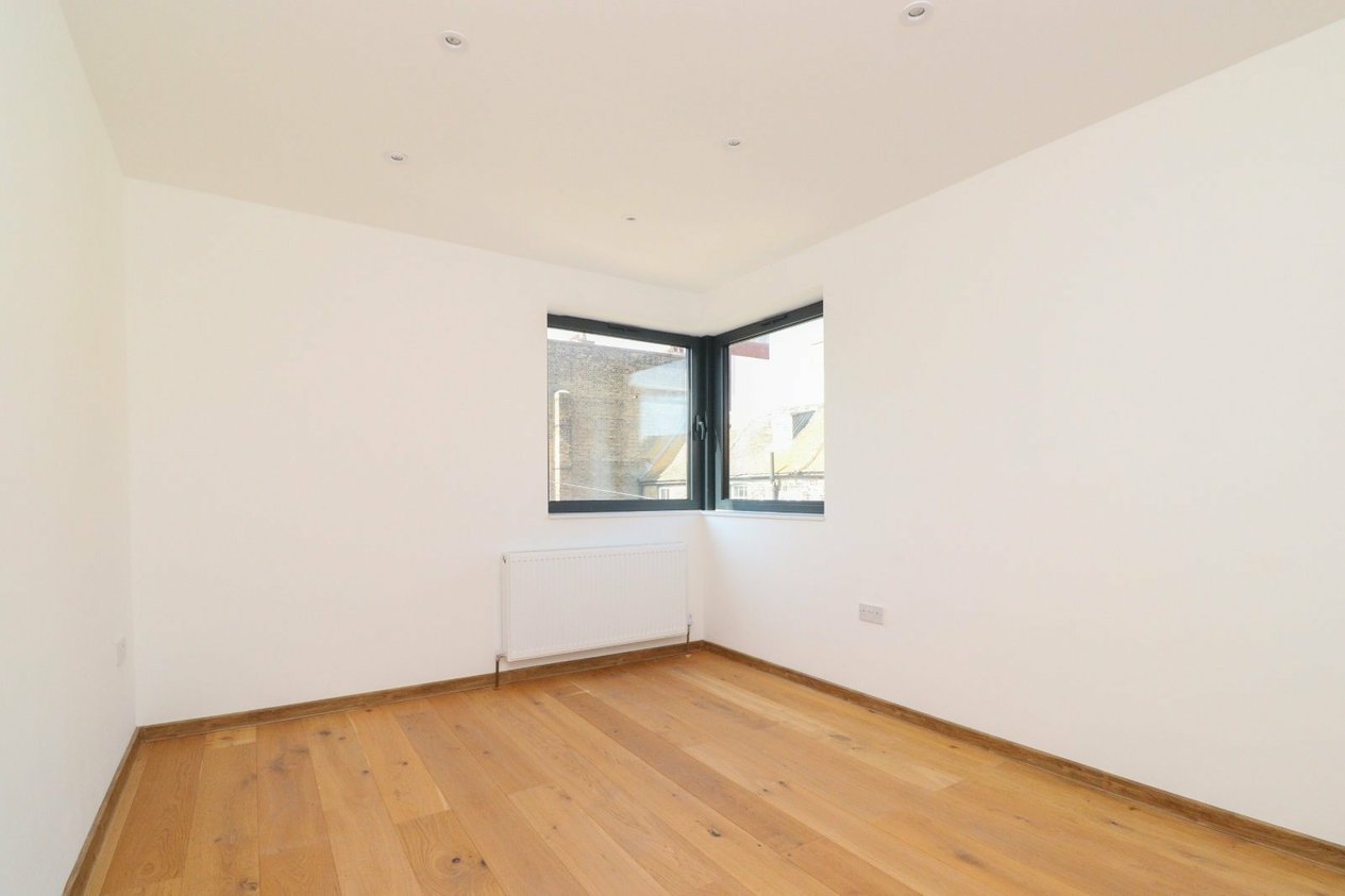 Properties Under Offer in 5a Duke Street Margate