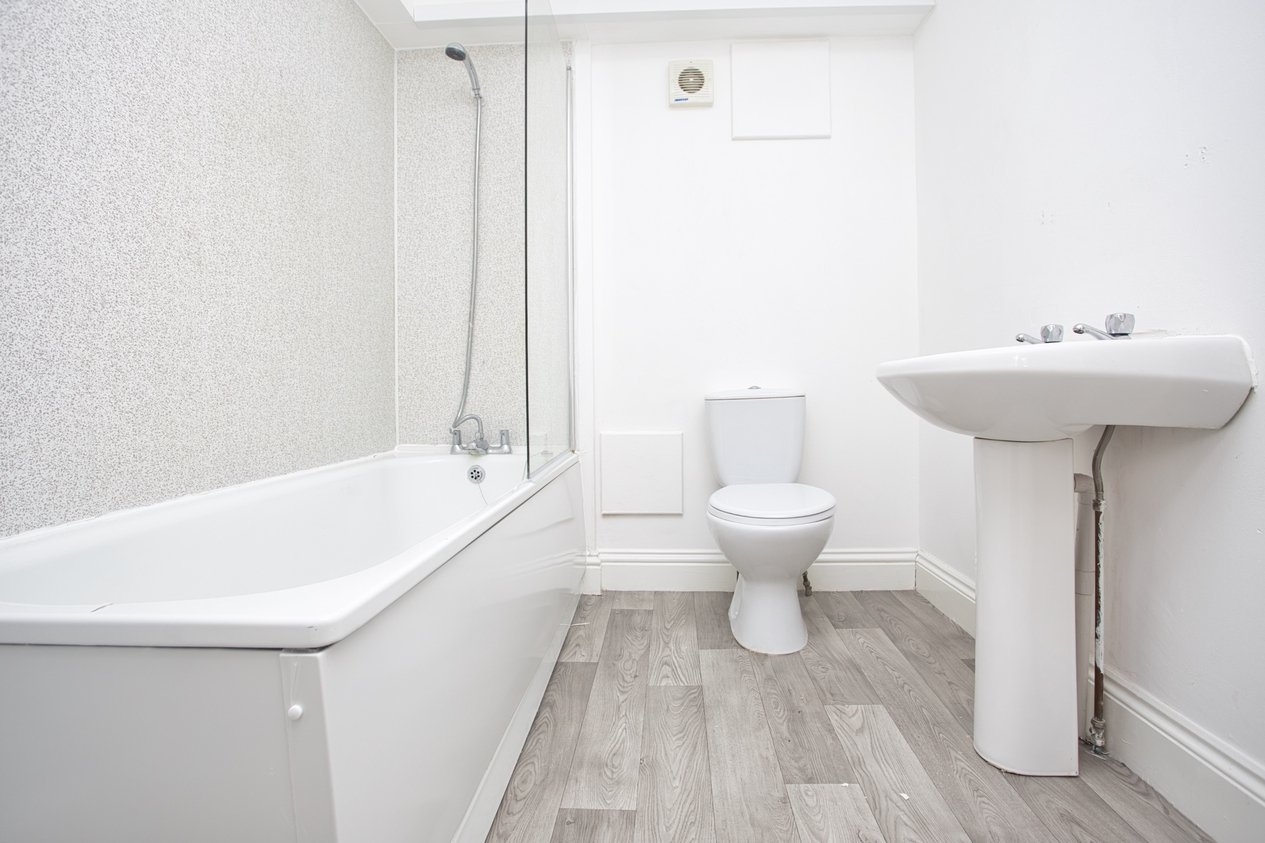 Properties Sold in 6 Marine Terrace Folkestone