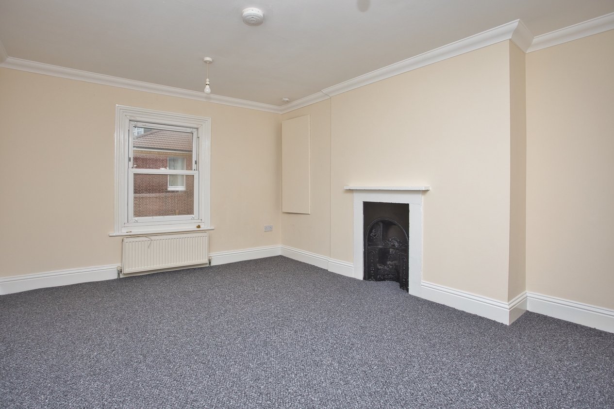 Properties Sold in 6 Marine Terrace Folkestone