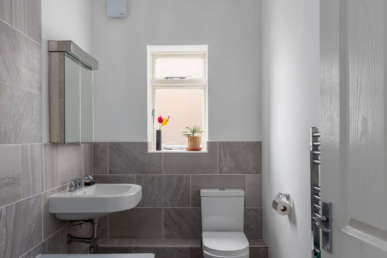 Properties Under Offer in 7-8 Clarendon Road Margate