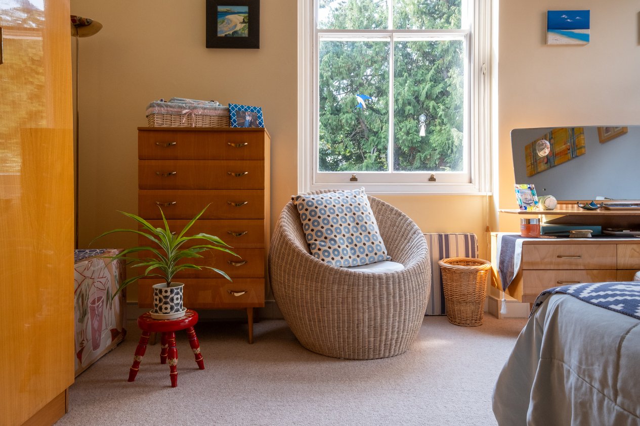 Properties Sold in 73 New Dover Road Canterbury
