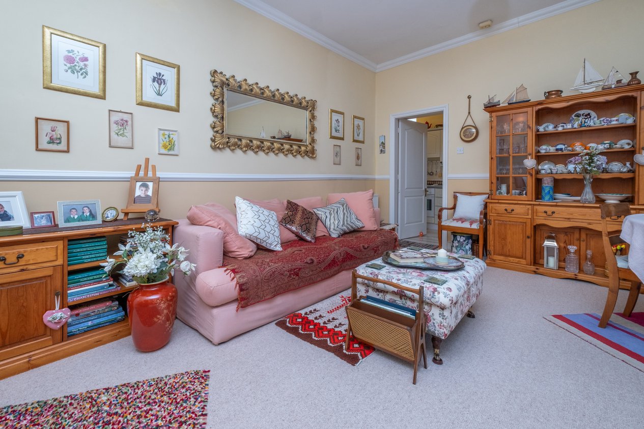 Properties Sold in 73 New Dover Road Canterbury