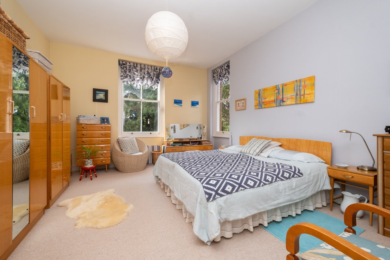 Properties Sold in 73 New Dover Road Canterbury