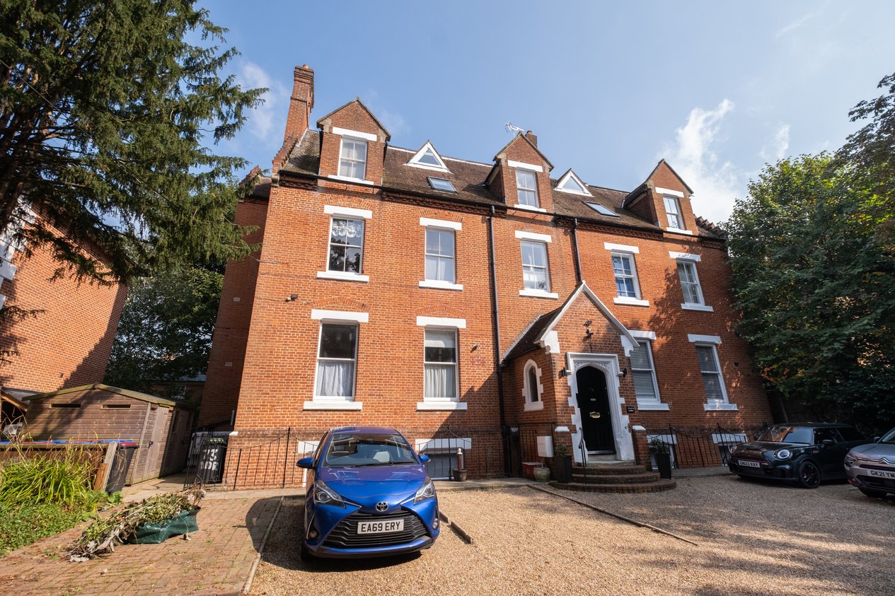 Properties Sold in 73 New Dover Road Canterbury