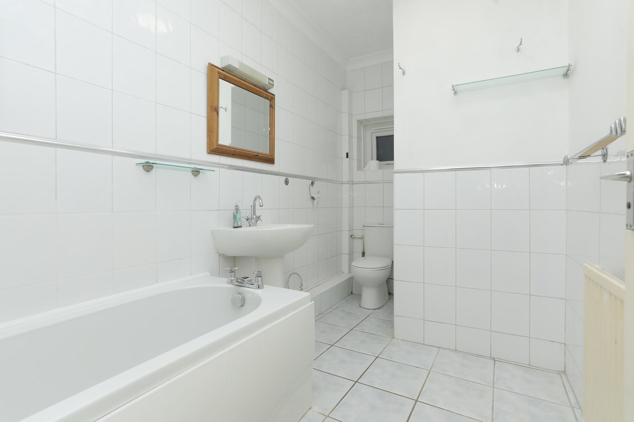 Properties Under Offer in 74 Cuthbert Road Westgate-On-Sea