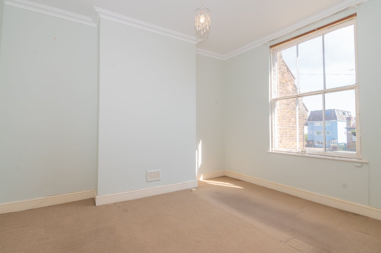 Properties Under Offer in 9-11 Albert Road Ramsgate