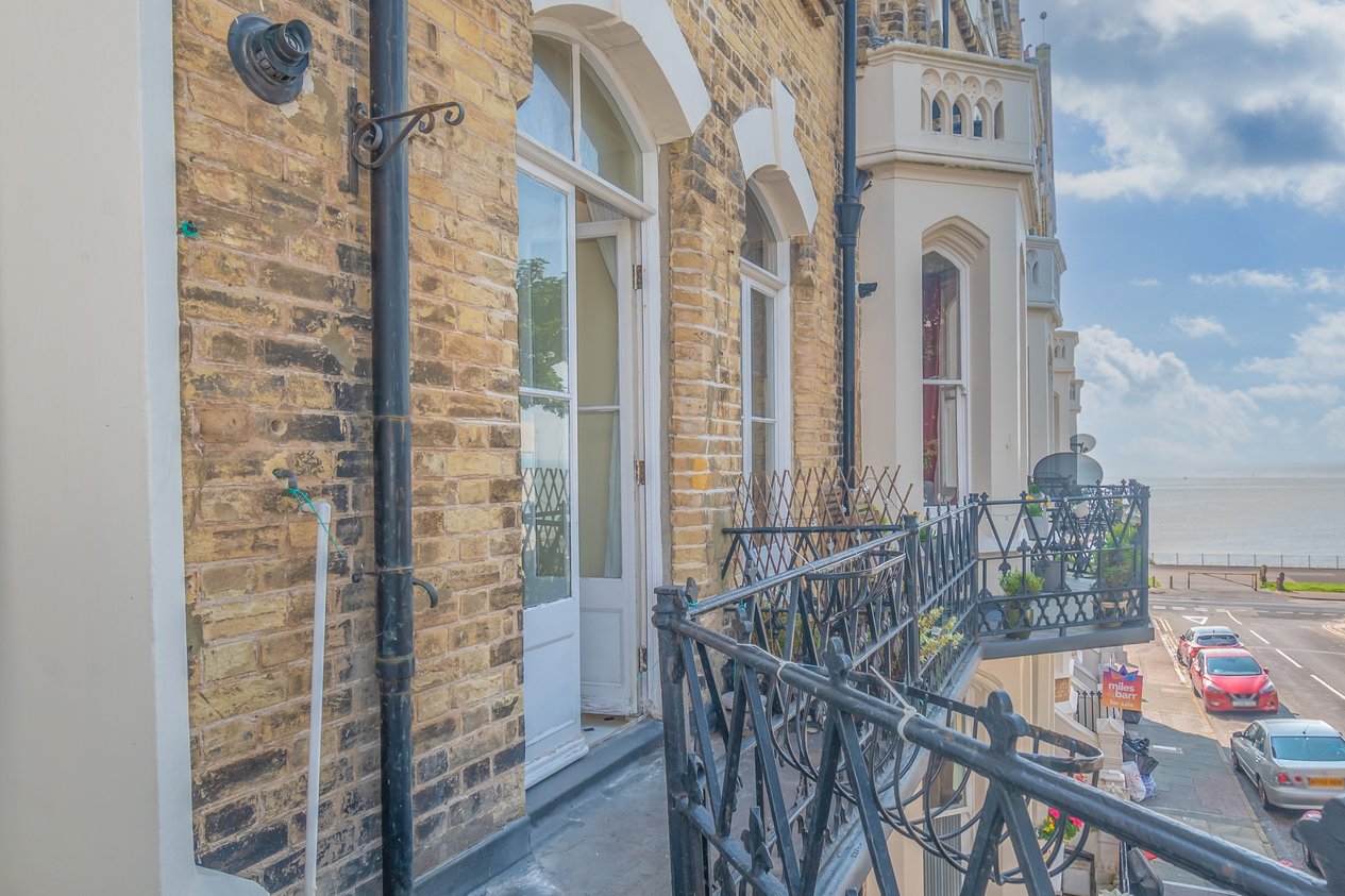 Properties Under Offer in 9-11 Albert Road Ramsgate