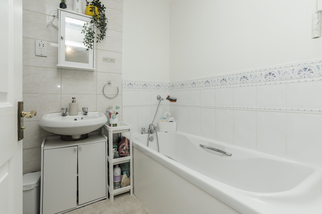 Properties Under Offer in Abbey Court Westgate-On-Sea